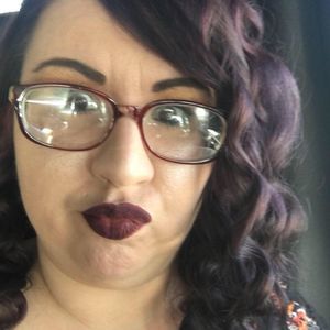 Meet your Posher, Annastasia